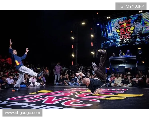 全国街舞大赛点评重庆攀岩队展现实力与激情的精彩表现